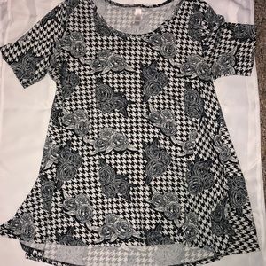 Lularoe Black & White Houndstooth floral Perfect T